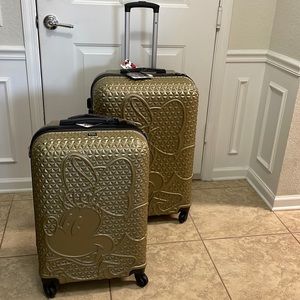 ul Disney's Minnie  2 Piece (29-25’) Textured Hard Sided Luggage Set